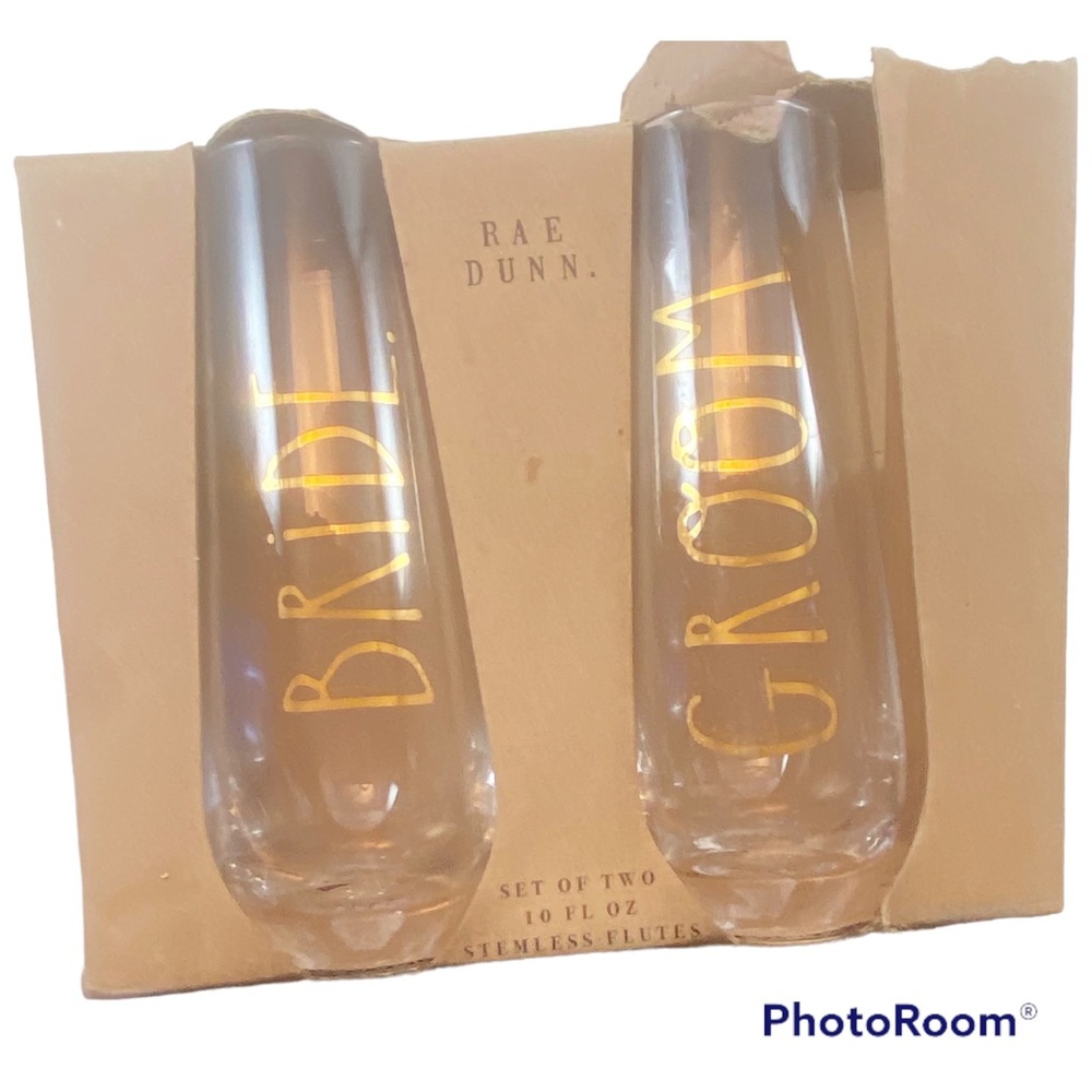 RAE DUNN - Bride and Groom Gold Print 10 once Stemless Champagne Flutes